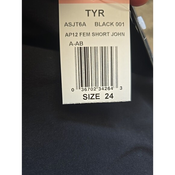TYR Women's AP12 Closed Back Short John Speed Suit Techsuit Black Sz 24 FINA New - Picture 3 of 5